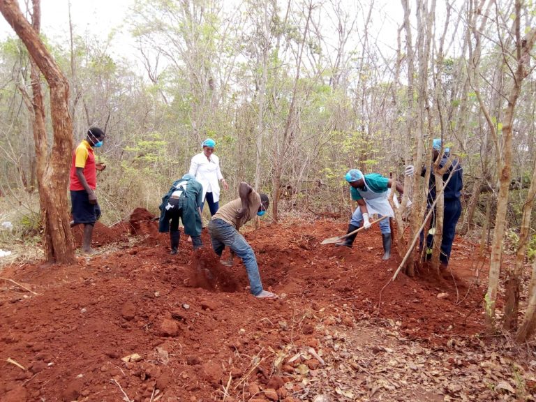 Três meses depois de descobertos em vala comum  continua desconhecida as identidades dos corpos encontrados em Murrupula