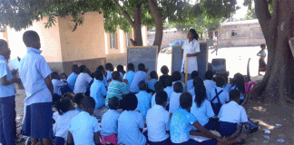 Mais de 38 mil alunos da 7ª classe ainda não retomaram às aulas presencias em Nampula Manuel Rodrigues nao quer arriscar a vida das crianças