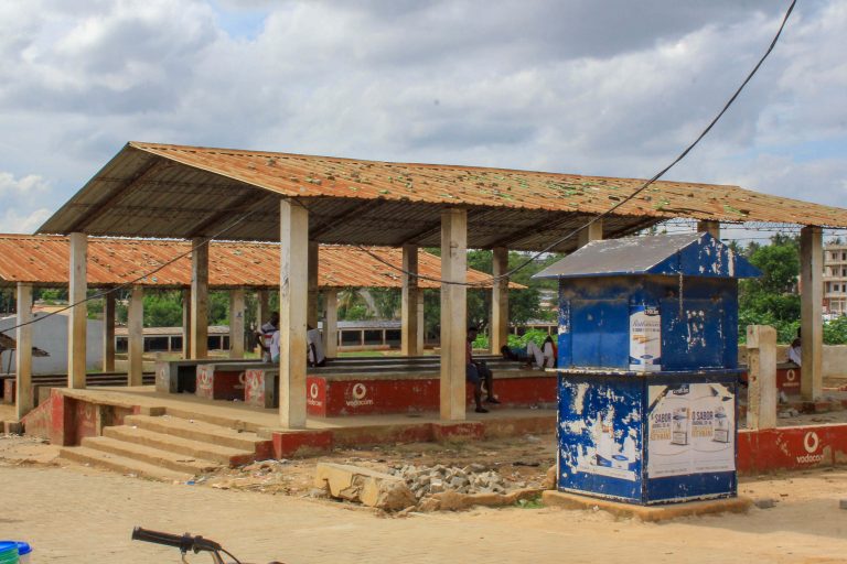 Ainda em obras de reabilitação: Vendedores ameaçam retomar ao mercado do peixe a força