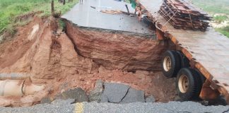 Interrompida a circulação rodoviária entre as cidades de Nampula e Nacala-Porto