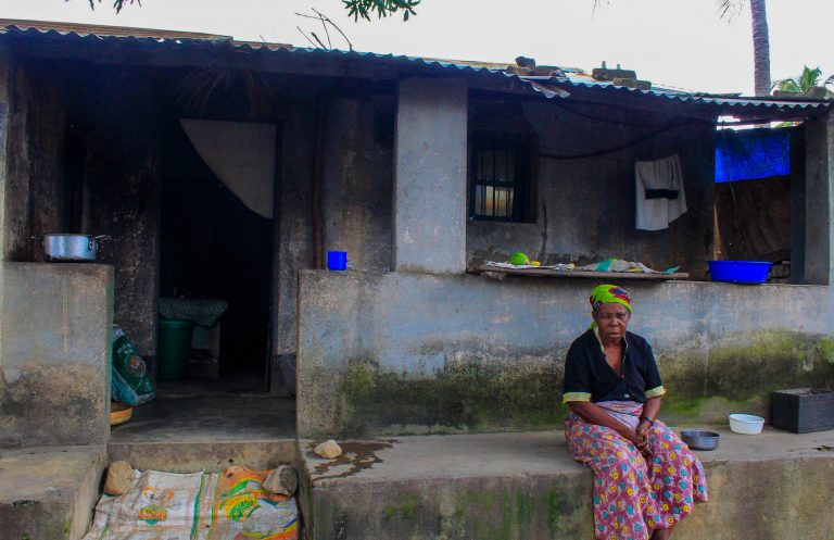 Viúva forçada a abandonar casa pela sobrinha do falecido marido