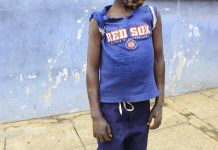 Pai e madrasta queimam menor por causa de badjia em Carrupeia