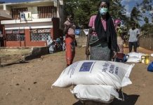 Namialo: Meninas deslocadas ressentem-se da falta material de higiene