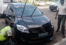 Vahanle ordena bloqueio da viatura do seu principal vereador por violar postura urbana