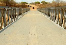 Pontes metálicas aliviam sofrimento da população de Mazua