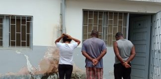 Nampula: Funcionários que queimaram gabinete do director de Migração facilitavam a entrada e saída ilegal de estrangeiros