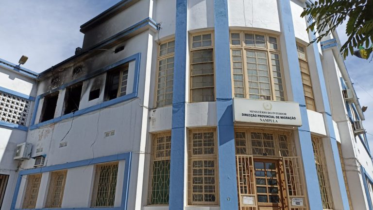 Gabinete do director de Migração de Nampula pega fogo
