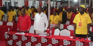 Frelimo quer combater “grupinhos” em Nampula