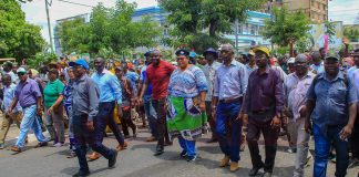 Manifestação da Renamo afectou o comércio e a educação na cidade de Nampula