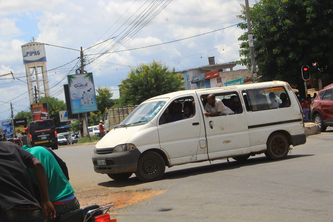 Encurtamento de rotas continua sufocante na cidade de Nampula