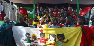 Nampula: Crianças católicas oram pela paz e fim do terrorismo