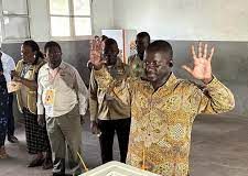 Professor Manuel de Araújo volta a “tentar” toda Zambézia