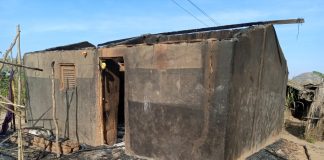 Desconhecidos continuam a incendiar casas em Nahene