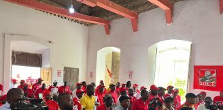 “Quando tio Salim entra para uma guerra não é para perder, é para ganhar, ganhar bem”, tio Salim dirigindo-se aos membros da Frelimo na Ilha de Moçambique