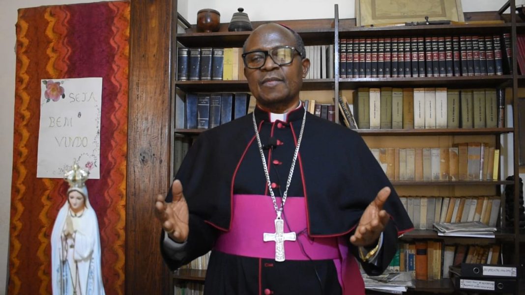 Jovens católicos reúnem-se no santuário de Meconta para rezar pela paz em Moçambique