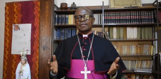 Jovens católicos reúnem-se no santuário de Meconta para rezar pela paz em Moçambique