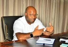 Administrador de Malema nega que chefe distrital de operações tenha sido morto por manifestantes