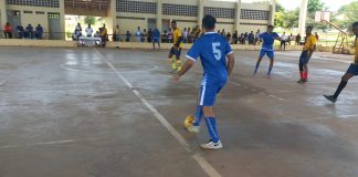 Para Construção da Paz e Reconciliação em Moçambique : Jordão Matimula Júnior organiza torneio de futsal entre Bairros de Nampula