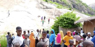 Moradores do Brito “acordam” com dois corpos sem vida