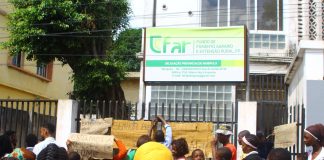 Extensionistas “encerram” FAR em Nampula em reivindicação de não pagamento de salários