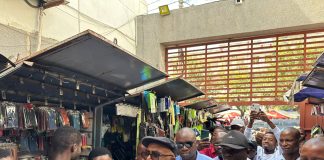 “Ser pobre não significa ser marginal”, governador de Nampula reconhecendo o papel dos vendedores do Mercado Novo