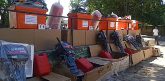 Governo e parceiros equipam pescadores de Moma