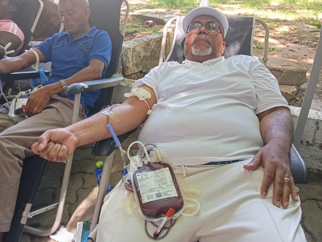 Esposa do governador de Nampula lidera nova campanha de doação de sangue Esposa do governador de Nampula lidera nova campanha de doação de sangue