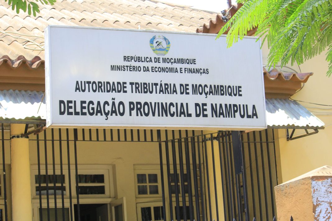 Venda de NUIT leva aos calabouços funcionário da AT em Nampula