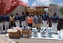 Tzu Chi Moçambique apoia deslocados de Memba com comida e roupa