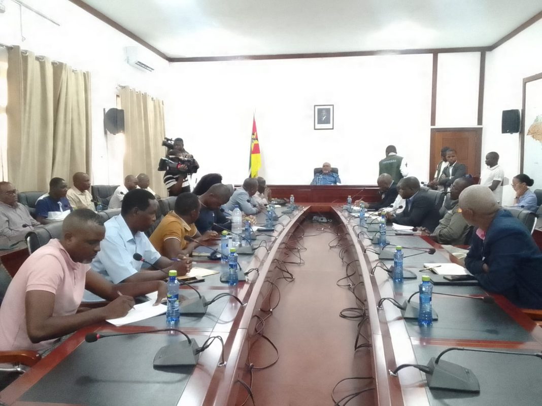 Governador de Nampula quer destruir “ninho” de corrupção no processo de aquisição de carta de condução