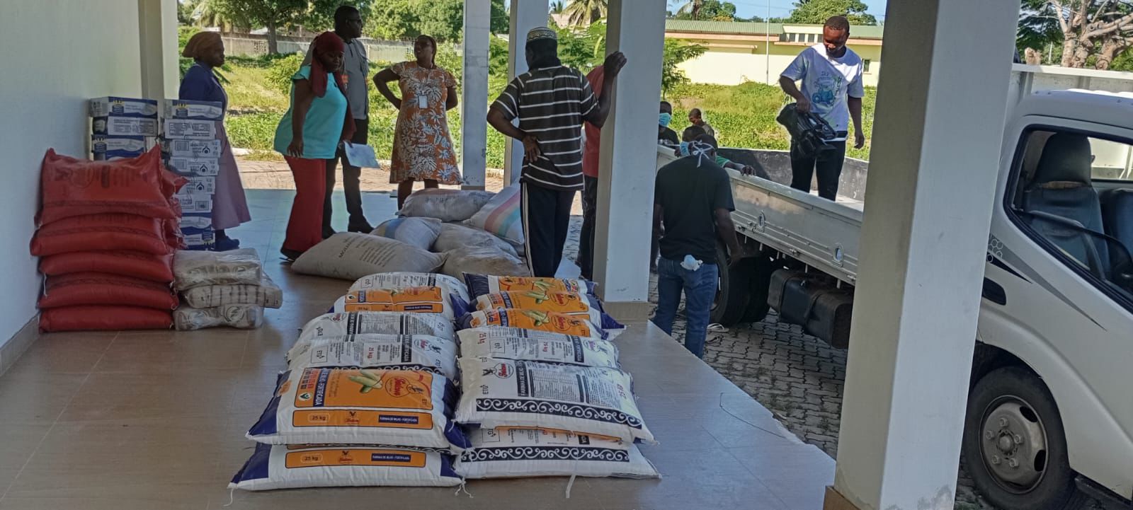 Governador de Nampula oferece mais de 2.5 toneladas de produtos diversos ao CTC de Nacala