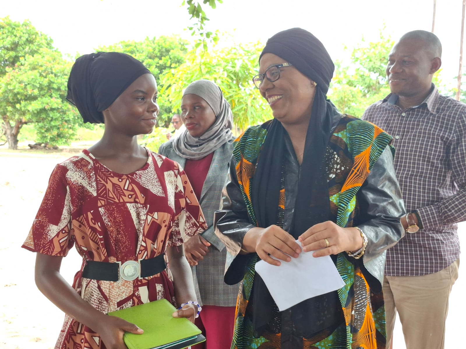 Esposa do governador de Nampula apoia crianças órfãs e vulneráveis de Murrupula