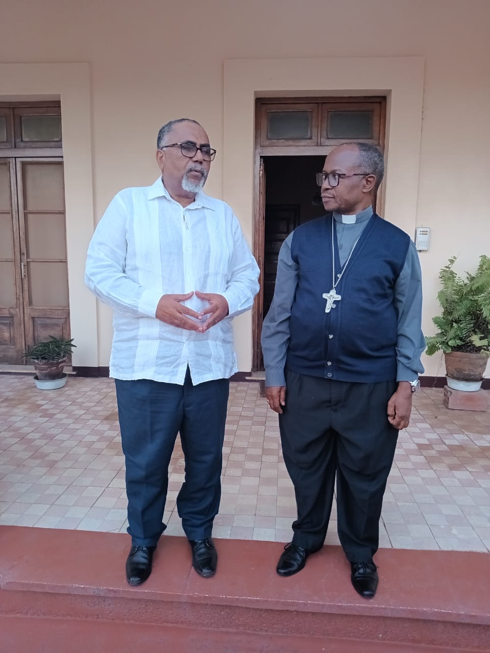 Governador de Nampula enaltece o papel do padre na comunidade