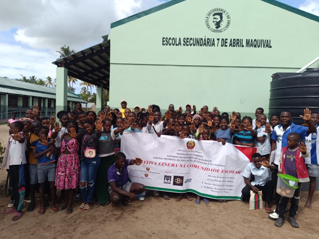 Maquival acolhe cinema na comunidade escolar em Quelimane Maquival acolhe cinema na comunidade escolar em Quelimane