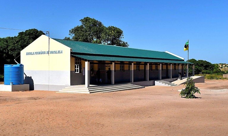 Mais de 26 milhões de meticais investidos pela Haiyu Mozambique Mining transformam acesso à educação em Moma