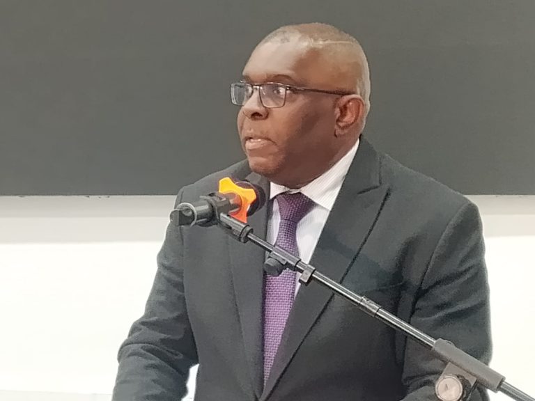 Pereira rende homenagem ao povo de Nampula