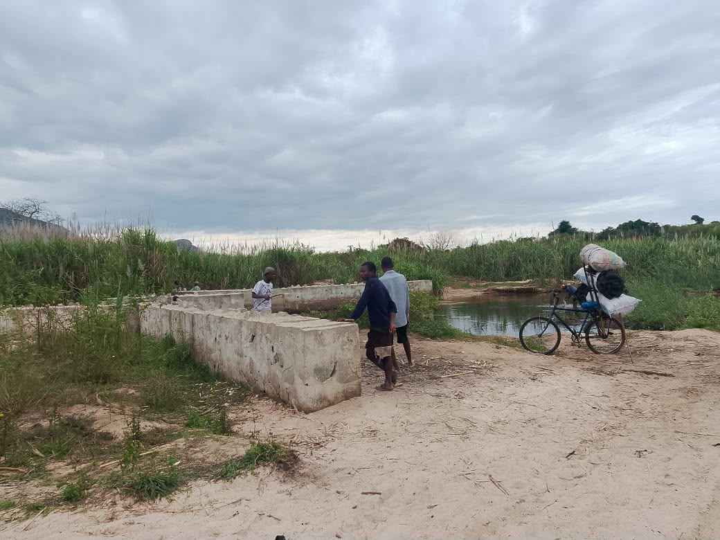 Sobre as obras da ponte sobre rio Muetazi: Governo Provincial diz que será implacável com o empreiteiro para cumprimento do prazo Sobre as obras da ponte sobre rio Muetazi: Governo Provincial diz que será implacável com o empreiteiro para cumprimento do prazo