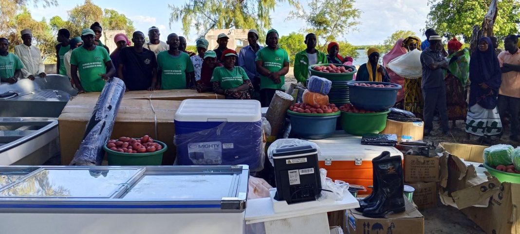 Moma reforça pesca artesanal com entrega de equipamentos a associações de pescadores Moma reforça pesca artesanal com entrega de equipamentos a associações de pescadores