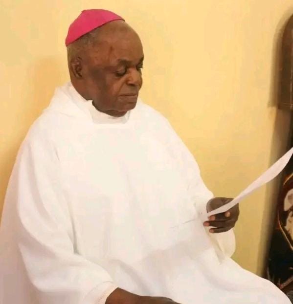 Morreu o bispo emérito de Pemba, dom Januário Nhangumbe Morreu o bispo emérito de Pemba, dom Januário Nhangumbe