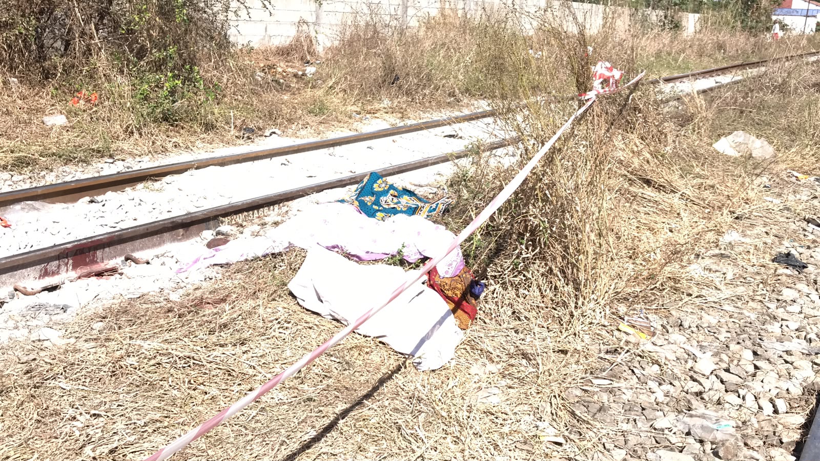 Corpo sem vida encontrado junto a linha férrea no bairro de Namicopo Corpo sem vida encontrado junto a linha férrea no bairro de Namicopo