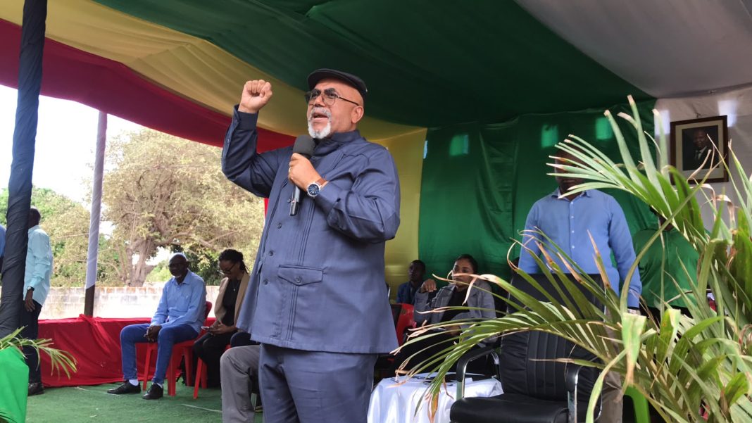 Defende o governador de Nampula: Proximidade à população é a mais clara forma de demostração da descentralização Defende o governador de Nampula: Proximidade à população é a mais clara forma de demostração da descentralização