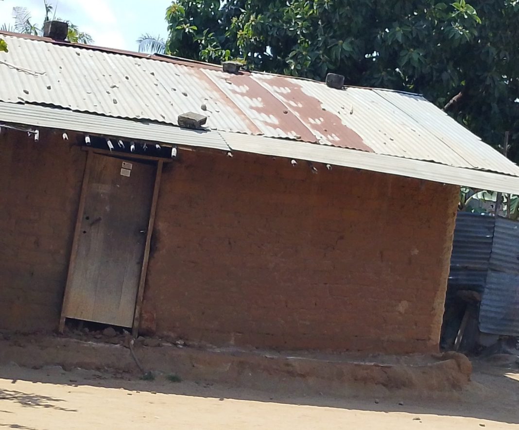 Ladrões arrombam casa e roubam todos os bens no bairro de Napipine Ladrões arrombam casa e roubam todos os bens no bairro de Napipine