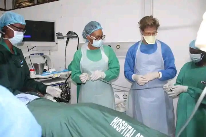 HCN adopta técnicas para reduzir envio de pacientes ao estrangeiro HCN adopta técnicas para reduzir envio de pacientes ao estrangeiro