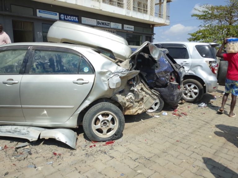 Nampula: Condução sob efeito de álcool na N1 termina em embate de quatro viaturas na zona da Gorongosa
