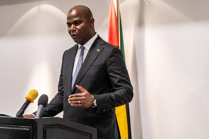 Chapo defende inclusão económica para consolidar a paz em Moçambique Chapo defende inclusão económica para consolidar a paz em Moçambique