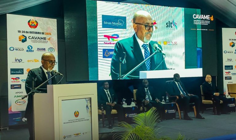 Governador de Nampula associa realização de grandes eventos fora de Maputo à descentralização