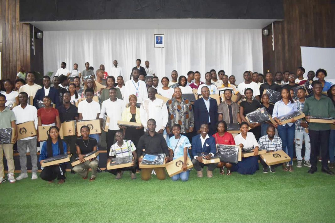 Governo reforça acesso às tecnologias digitais no ensino superior em Sofala Governo reforça acesso às tecnologias digitais no ensino superior em Sofala