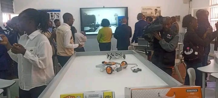 UniRovuma inaugura sala de pesquisa em ciência e robótica no Niassa UniRovuma inaugura sala de pesquisa em ciência e robótica no Niassa